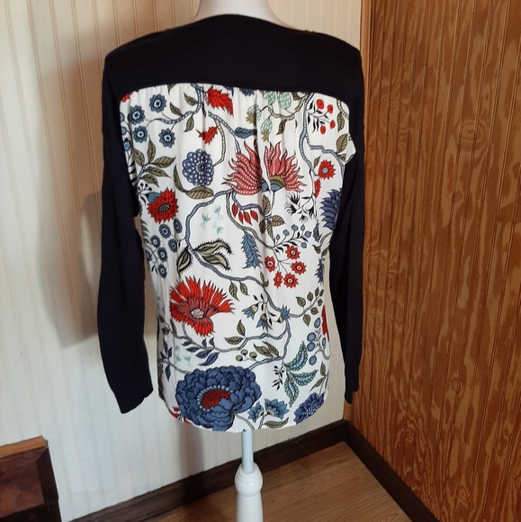Ann Taylor Loft Knit Sweater Shirt Faux 2 Layer Folk Art Flowers - Picture 6 of 6